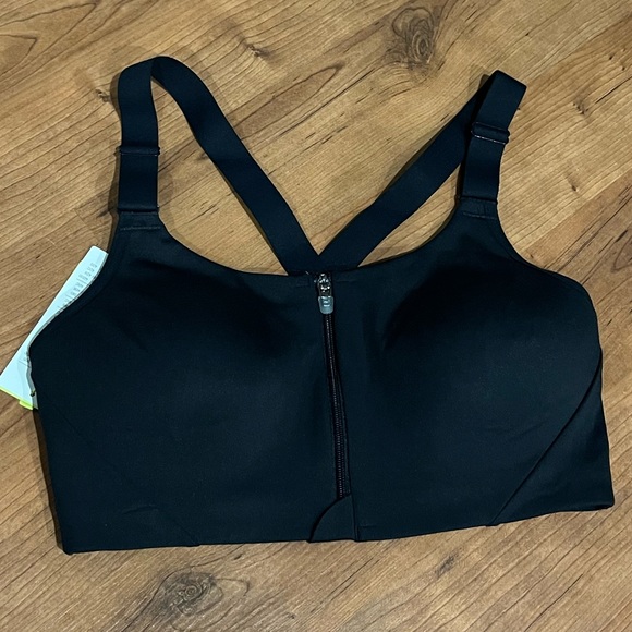 NWT Zip up sports bra with adjustable straps and center clasp - Picture 6 of 8